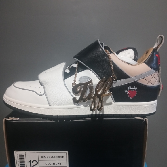 **RARE** S.I.A. COLLECTIVE BRIDE OF CHUCKY - Picture 2 of 10